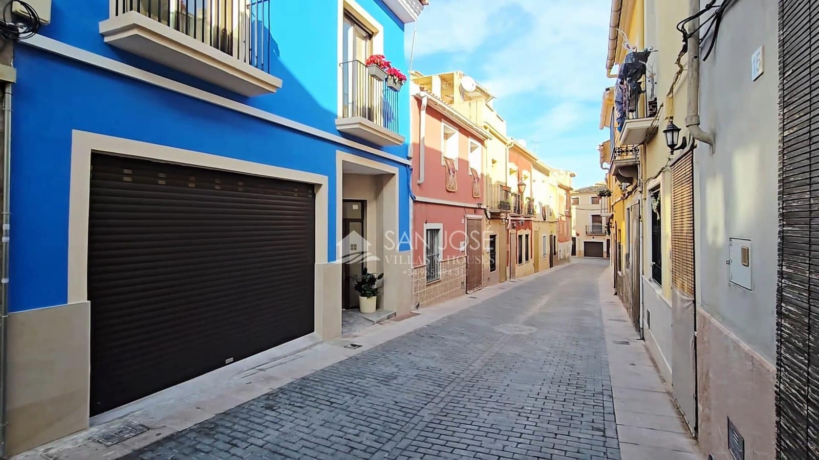 4 Zimmer Haus zu verkaufen in Aspe mit Garage - 465.000 € (Ref: 9533961)