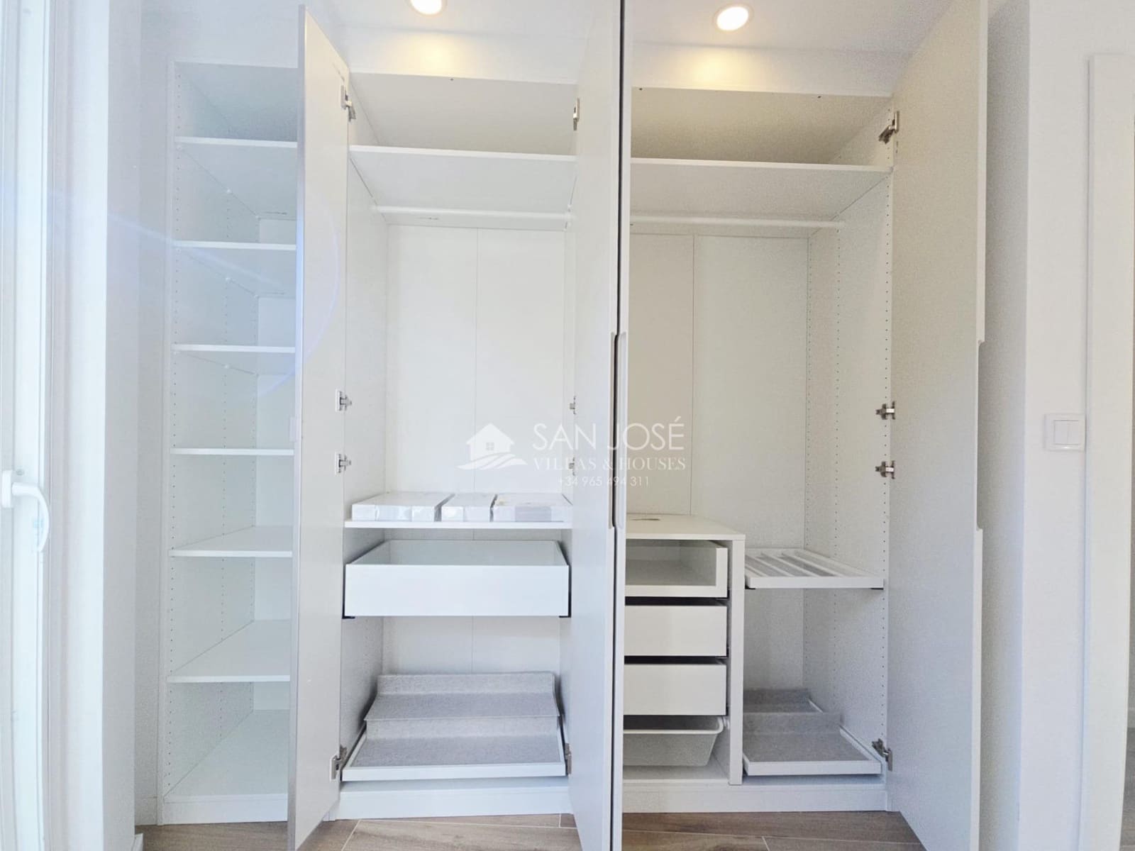 4 Zimmer Haus zu verkaufen in Aspe mit Garage - 465.000 € (Ref: 9533961)