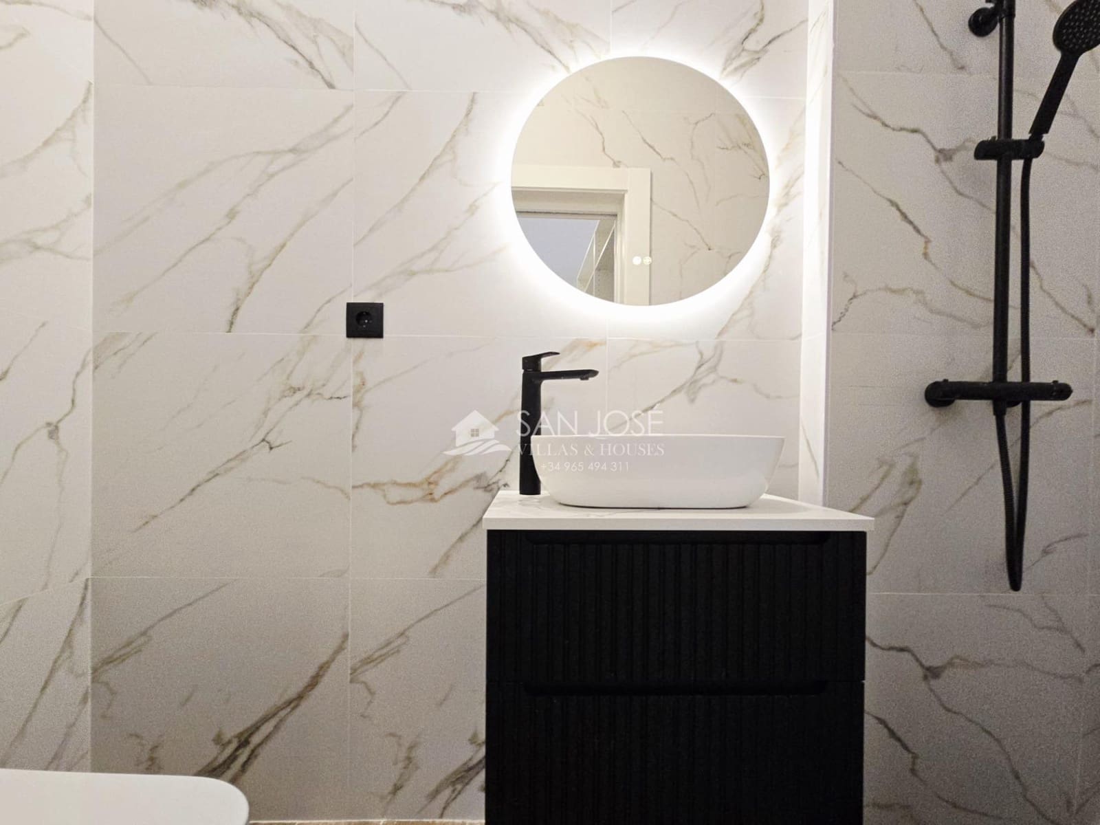 4 Zimmer Haus zu verkaufen in Aspe mit Garage - 465.000 € (Ref: 9533961)