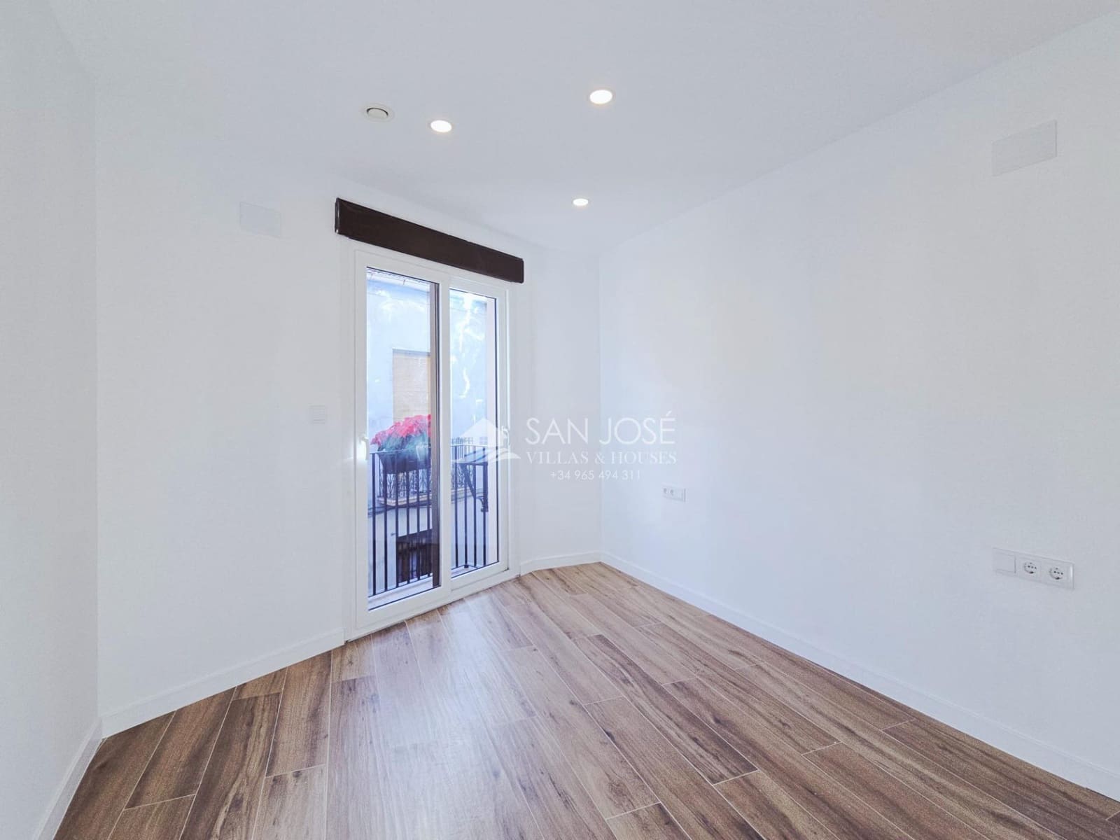 4 Zimmer Haus zu verkaufen in Aspe mit Garage - 465.000 € (Ref: 9533961)