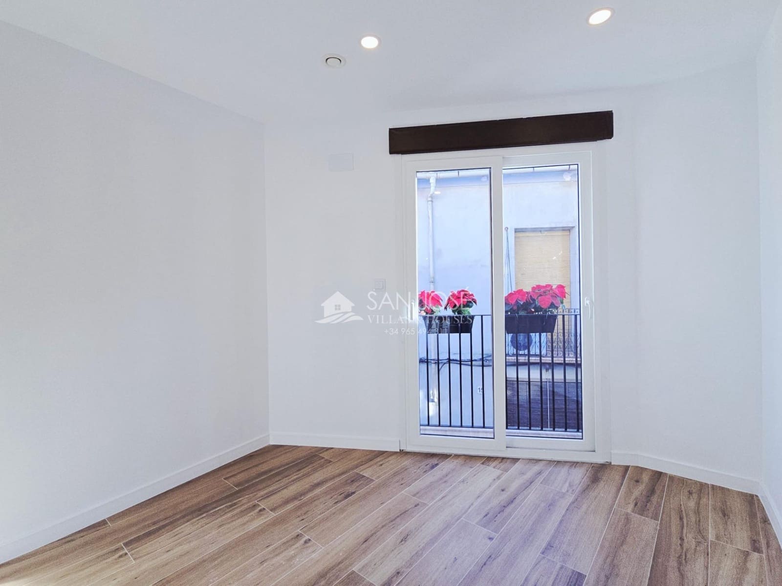 4 Zimmer Haus zu verkaufen in Aspe mit Garage - 465.000 € (Ref: 9533961)