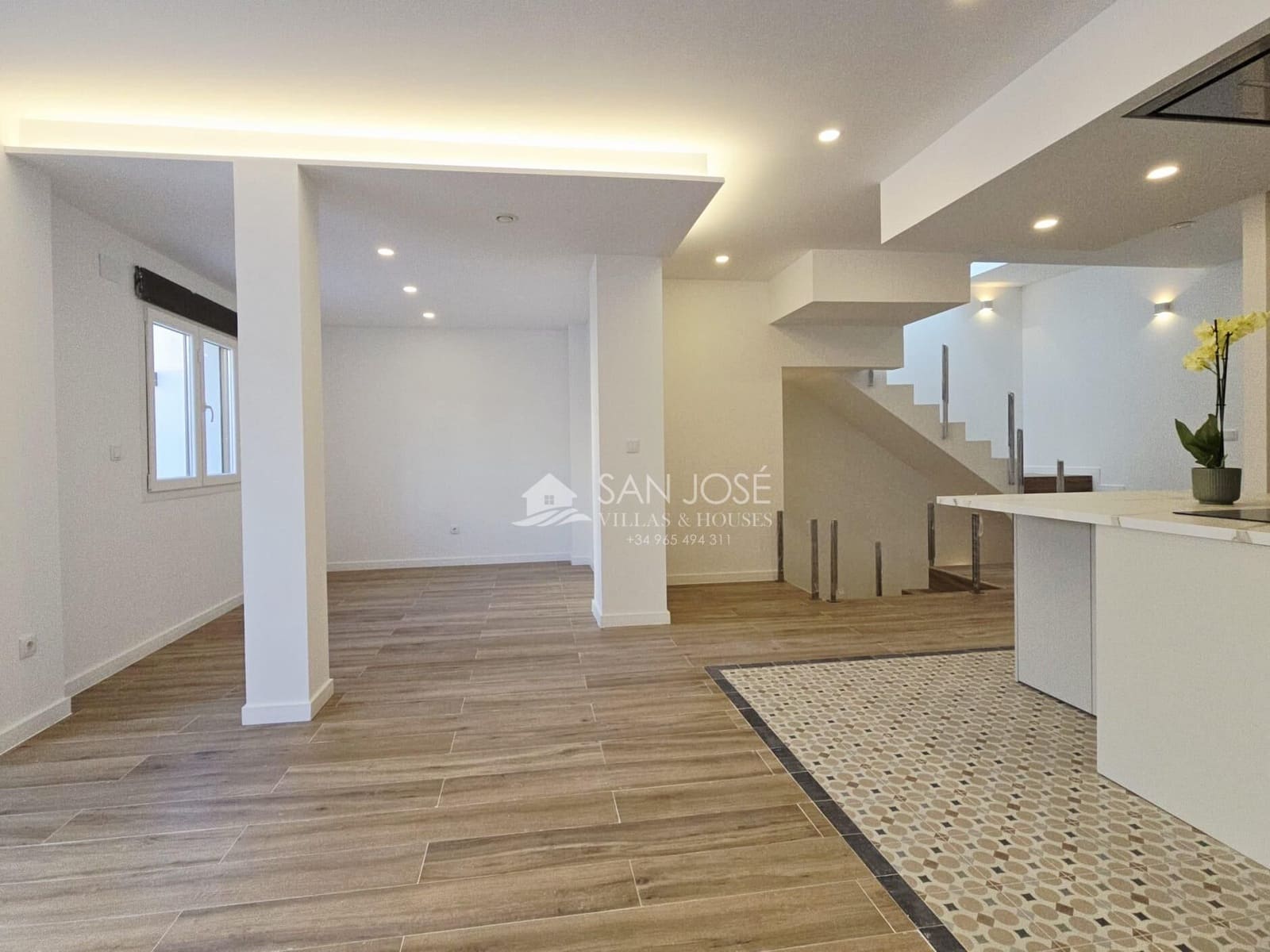 4 Zimmer Haus zu verkaufen in Aspe mit Garage - 465.000 € (Ref: 9533961)