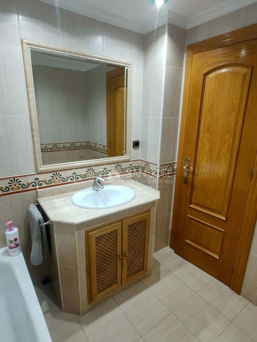 3 quarto Apartamento para venda em Novelda com garagem - 165 000 € (Ref: 9536095)