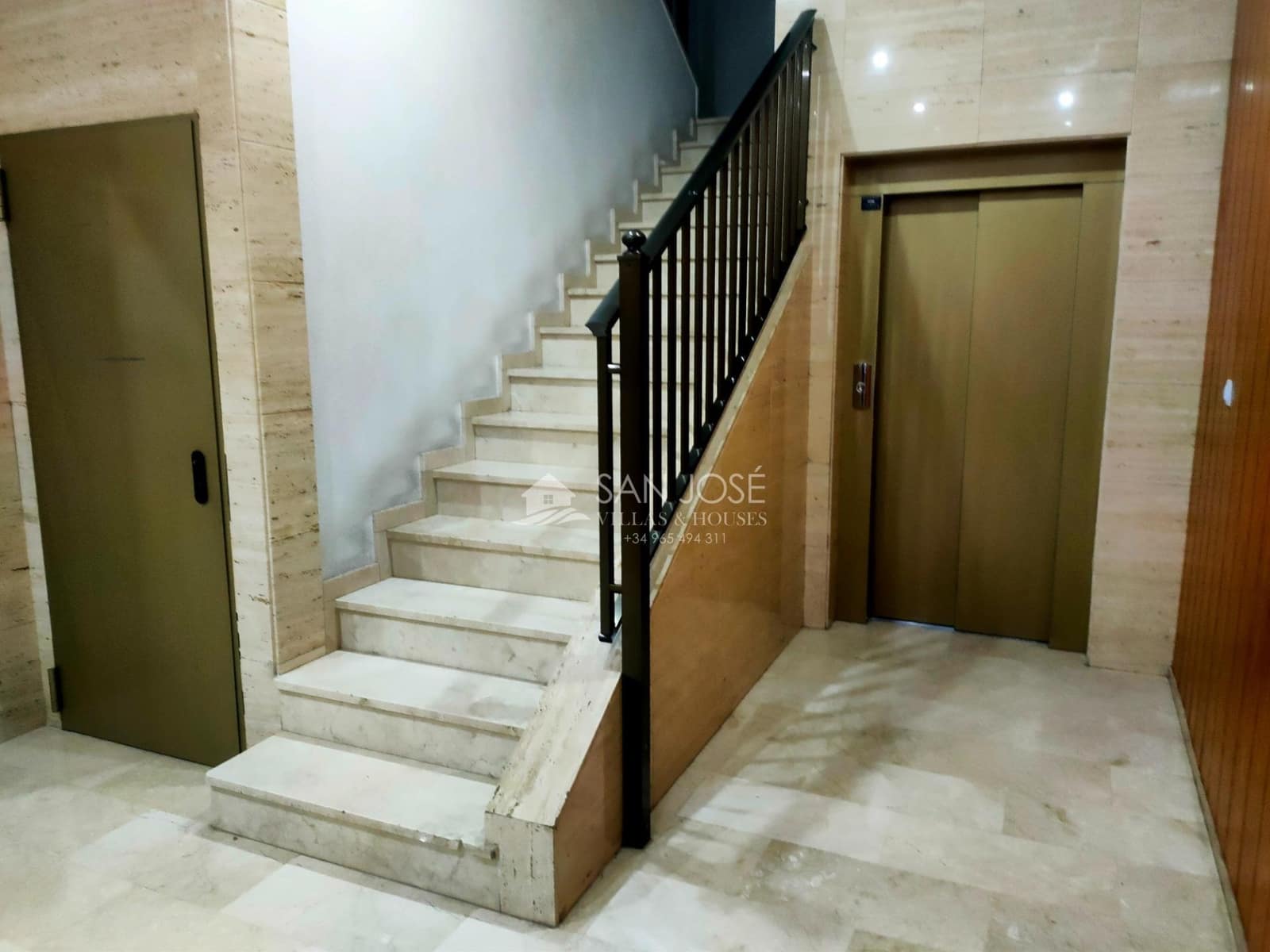 3 quarto Apartamento para venda em Novelda com garagem - 165 000 € (Ref: 9536095)