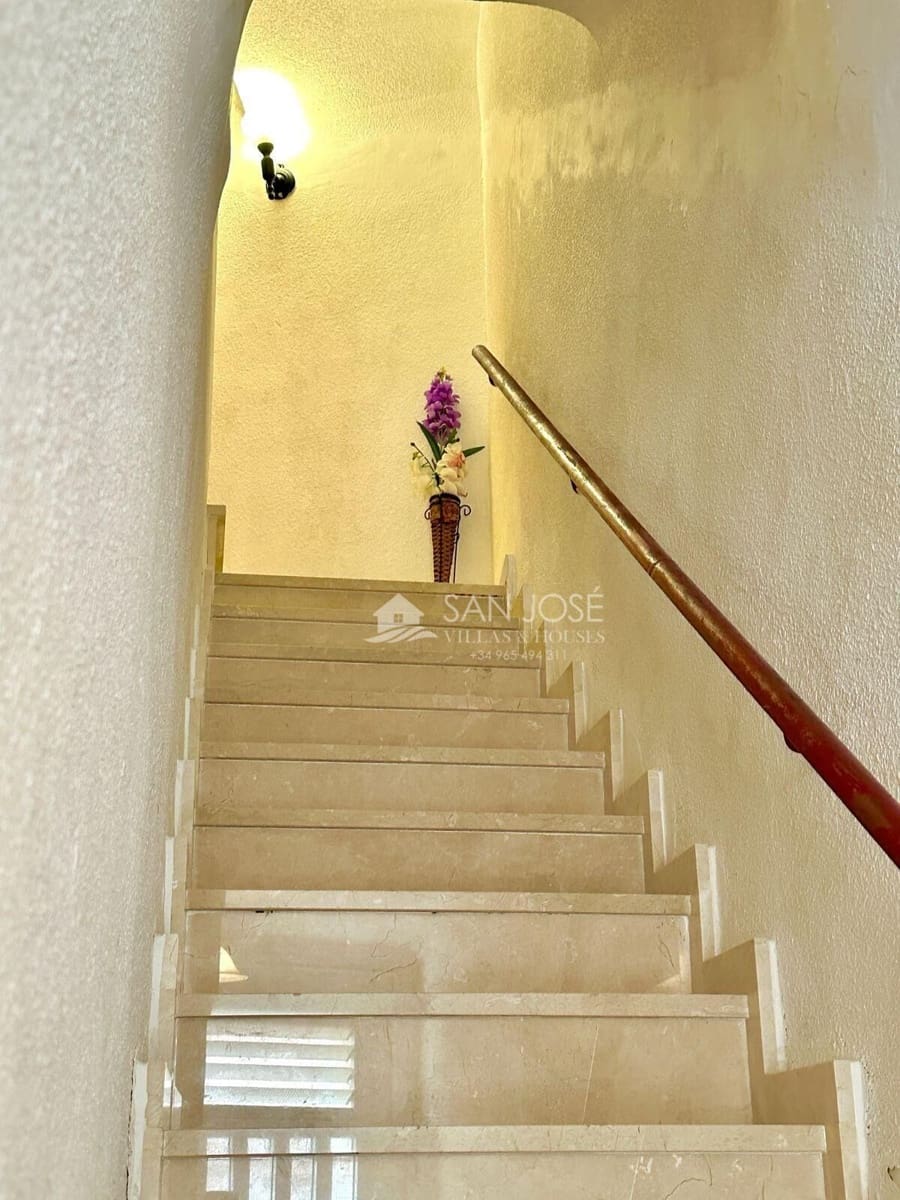 3 slaapkamer Flat te koop in Novelda - € 115.000 (Ref: 9543841)