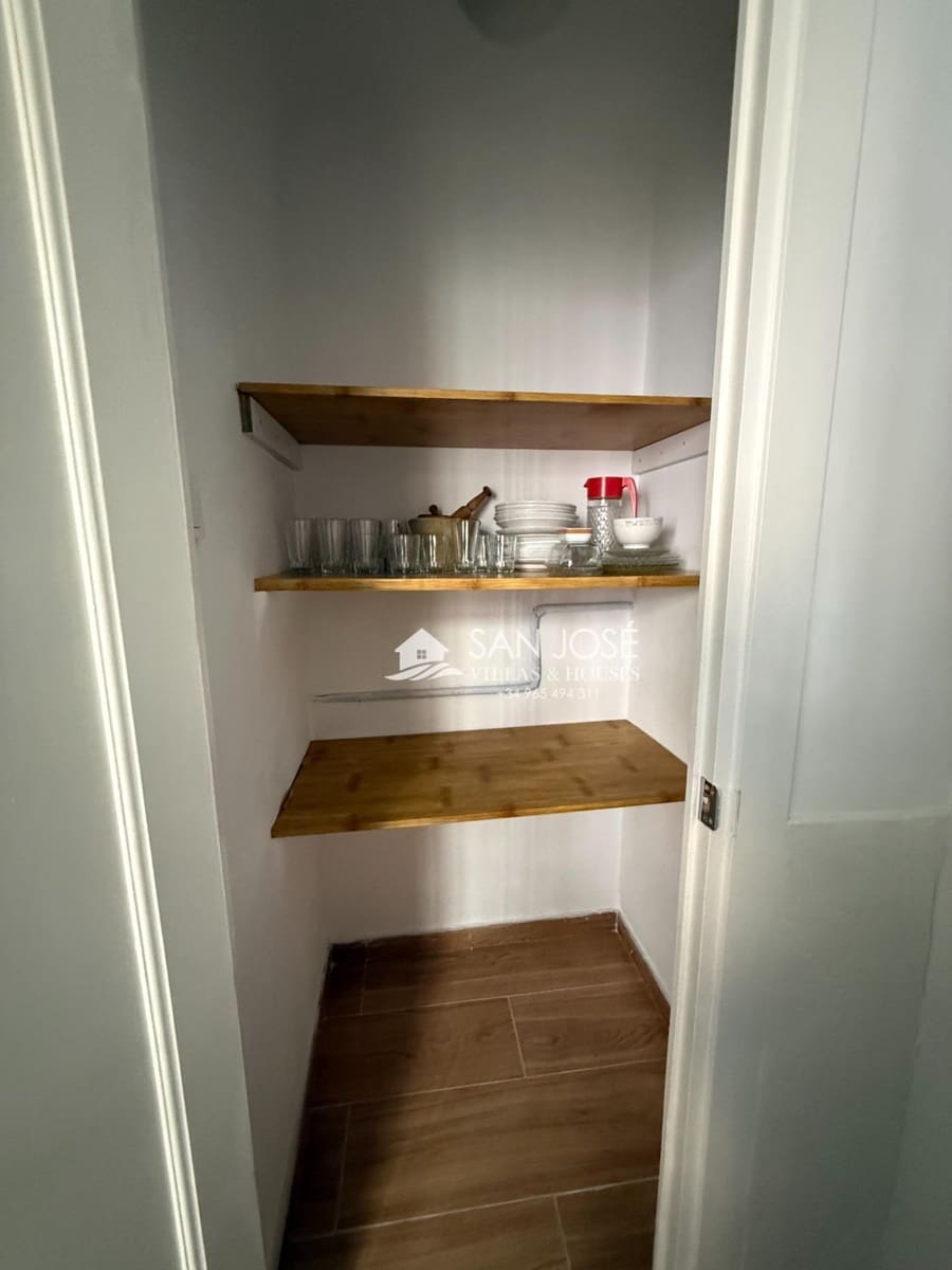 Appartement de 3 chambres à louer à Novelda - 600 € (Ref: 9565427)