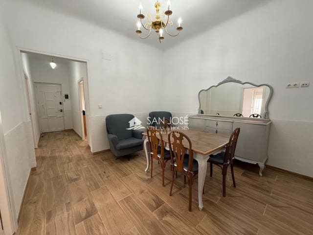 Appartement de 3 chambres à louer à Novelda - 600 € (Ref: 9565427)