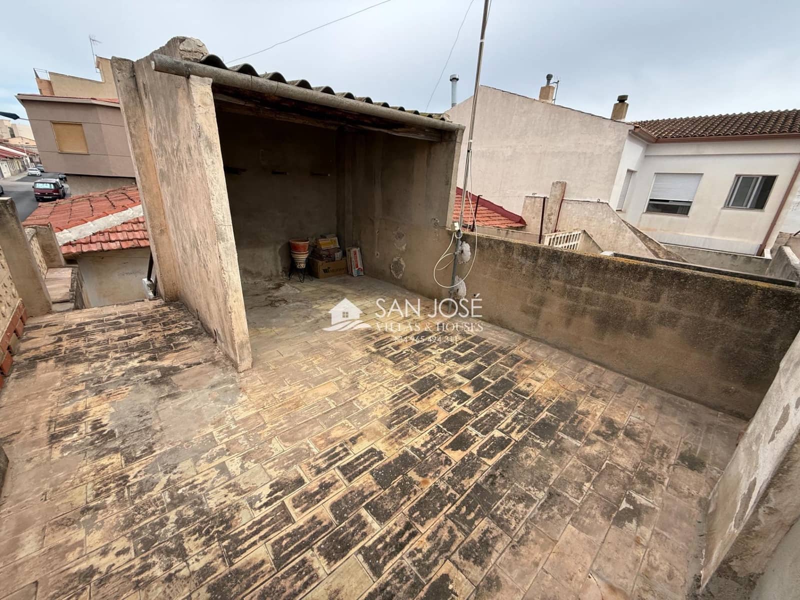 Appartement de 3 chambres à louer à Novelda - 600 € (Ref: 9565427)