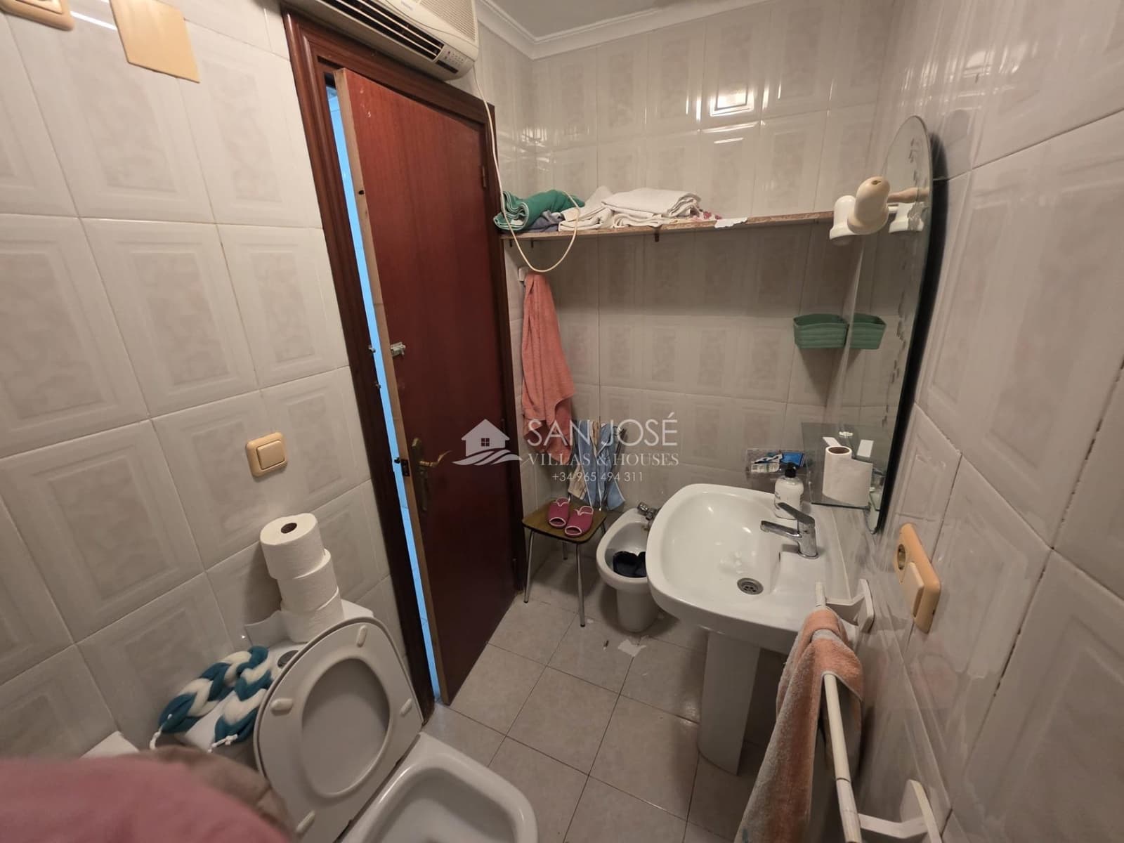 4 bedroom Townhouse for sale in Aspe - € 76,000 (Ref: 9578950)