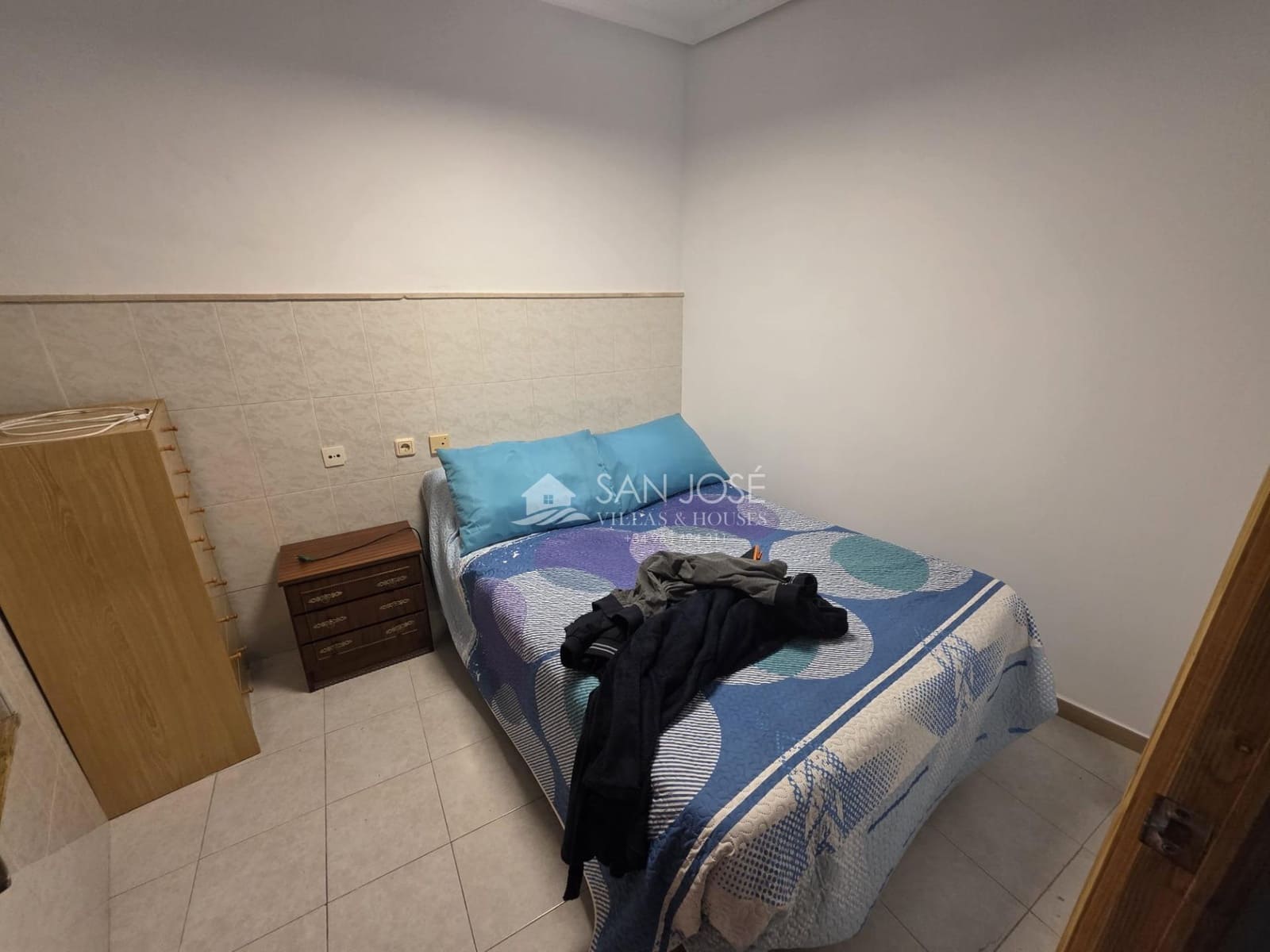 4 bedroom Townhouse for sale in Aspe - € 76,000 (Ref: 9578950)