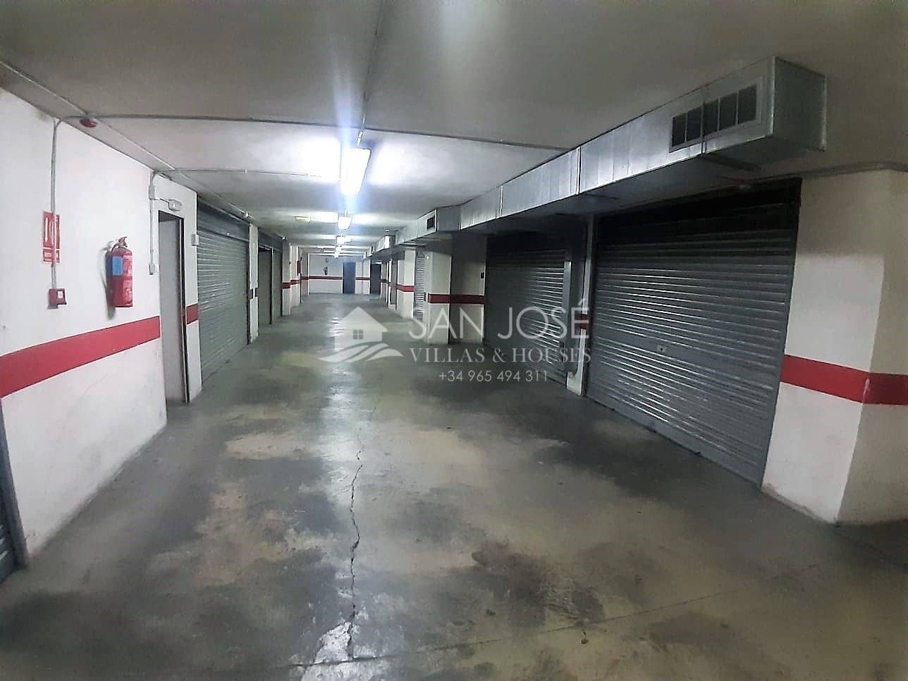 Garage for sale in Novelda - € 12,210 (Ref: 9586733)