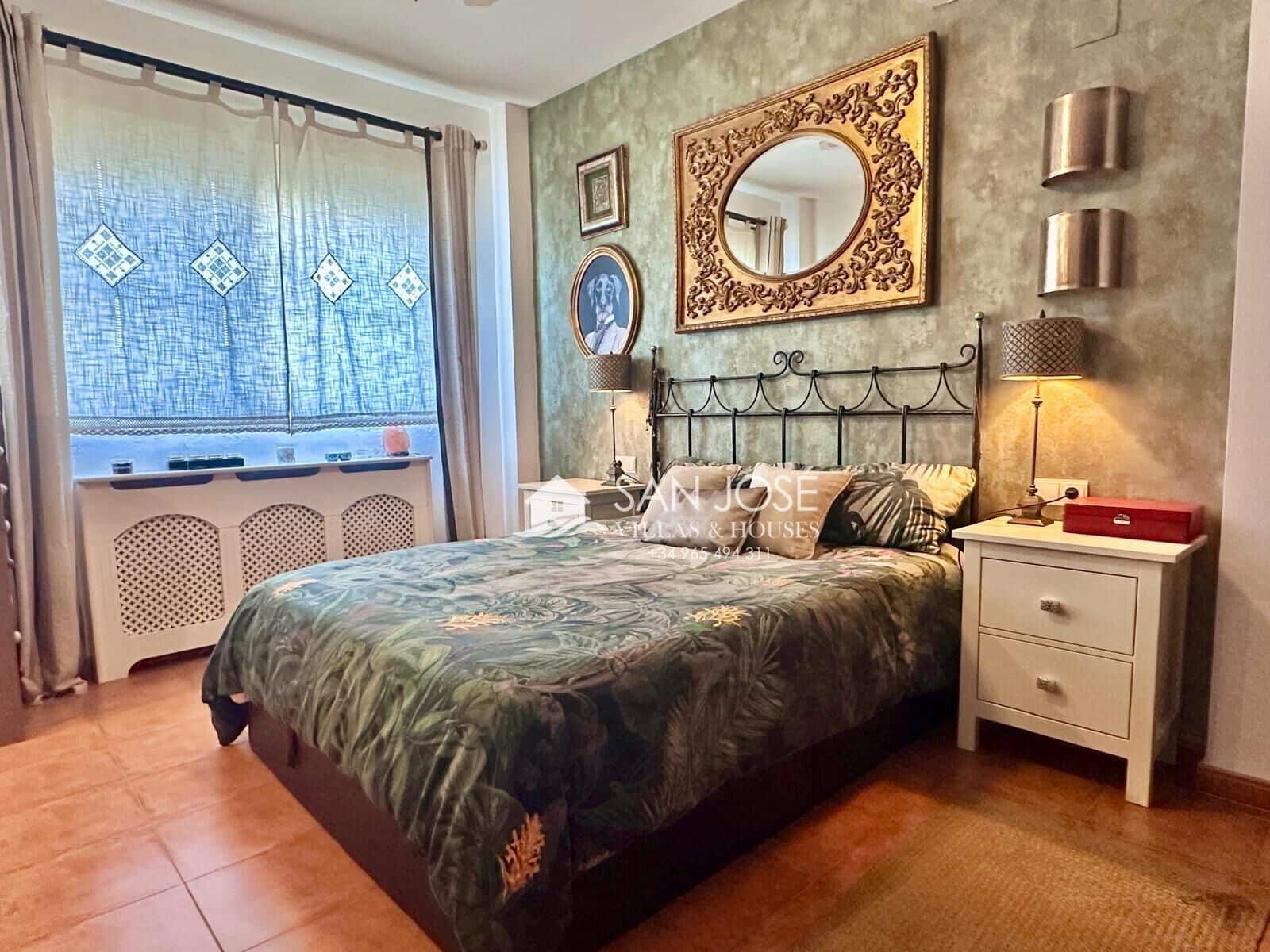 5 bedroom Villa for sale in Aspe with pool - € 374,000 (Ref: 9601168)