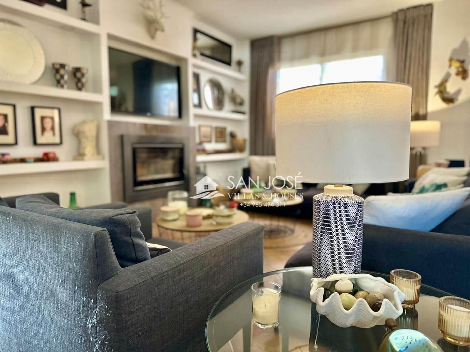 5 bedroom Villa for sale in Aspe with pool - € 374,000 (Ref: 9601168)