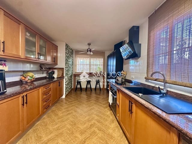 5 sypialnia Willa na sprzedaż w Aspe z basenem - 397 000 € (Ref: 9601168)