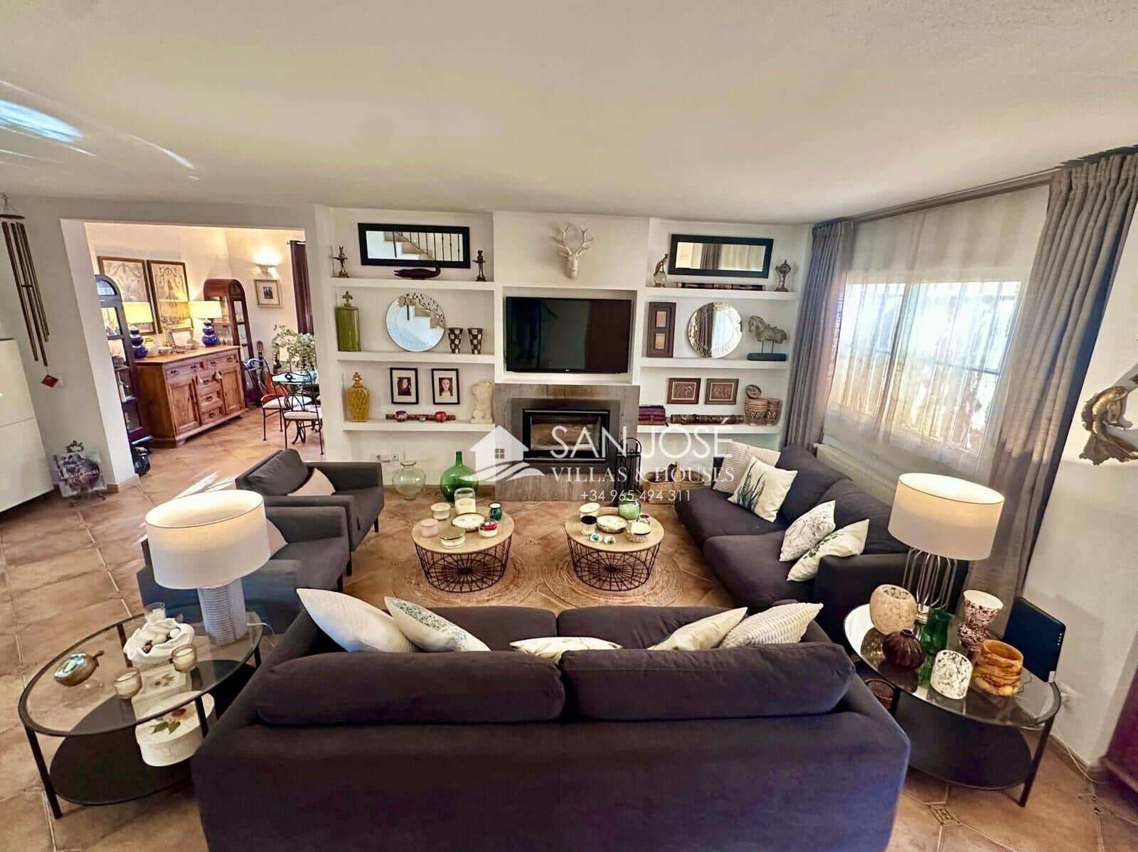 5 bedroom Villa for sale in Aspe with pool - € 374,000 (Ref: 9601168)