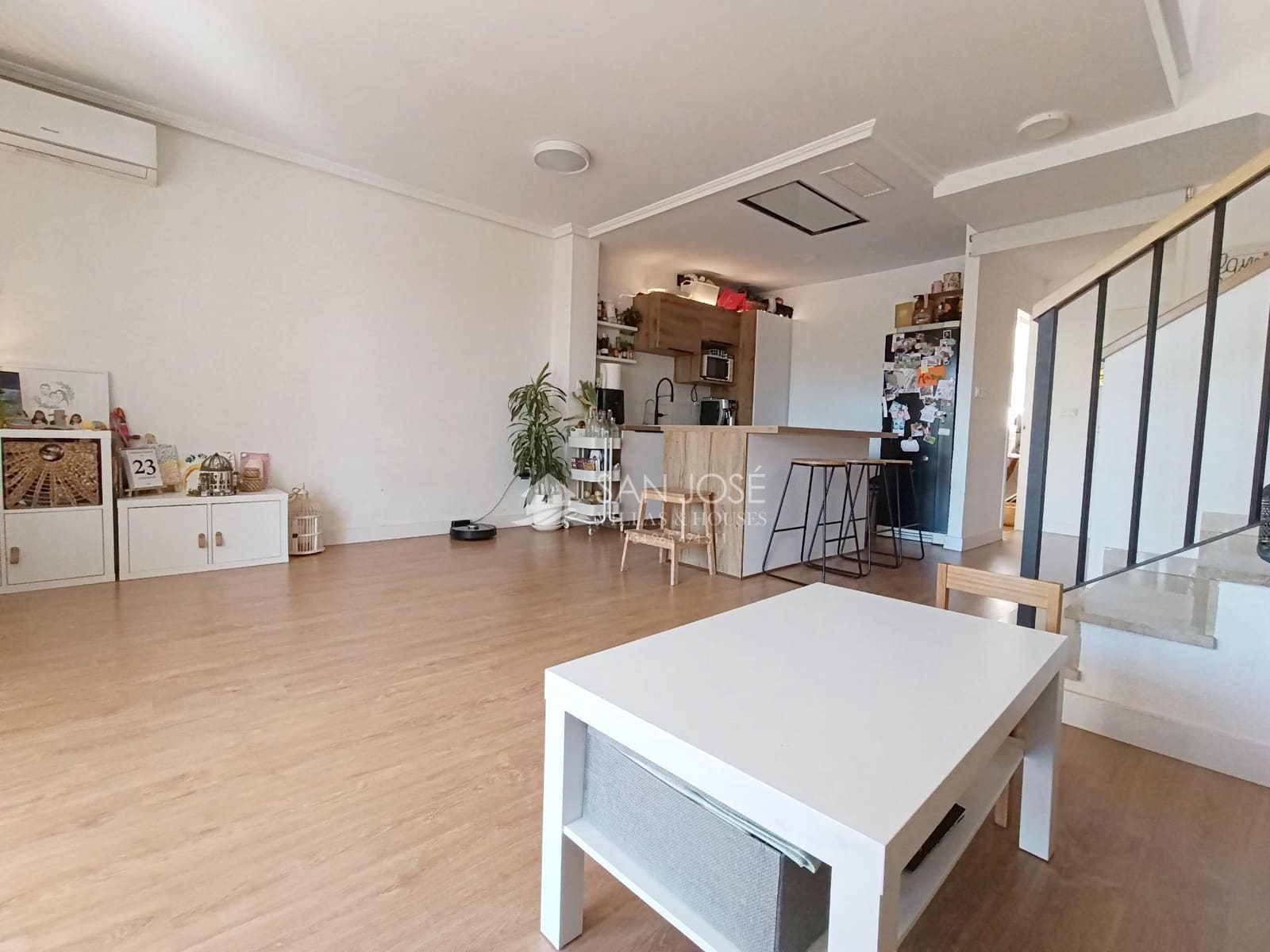 4 makuuhuone Bungalow myytävänä paikassa Monforte del Cid mukana uima-altaan - 320 000 € (Ref: 9625914)