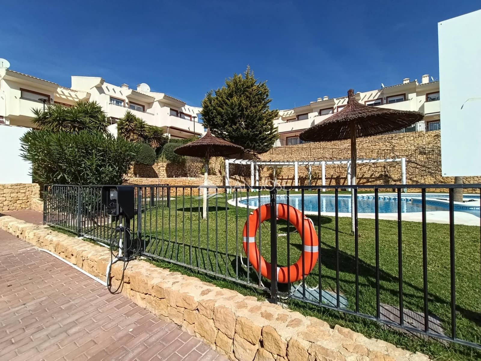 4 makuuhuone Bungalow myytävänä paikassa Monforte del Cid mukana uima-altaan - 320 000 € (Ref: 9625914)