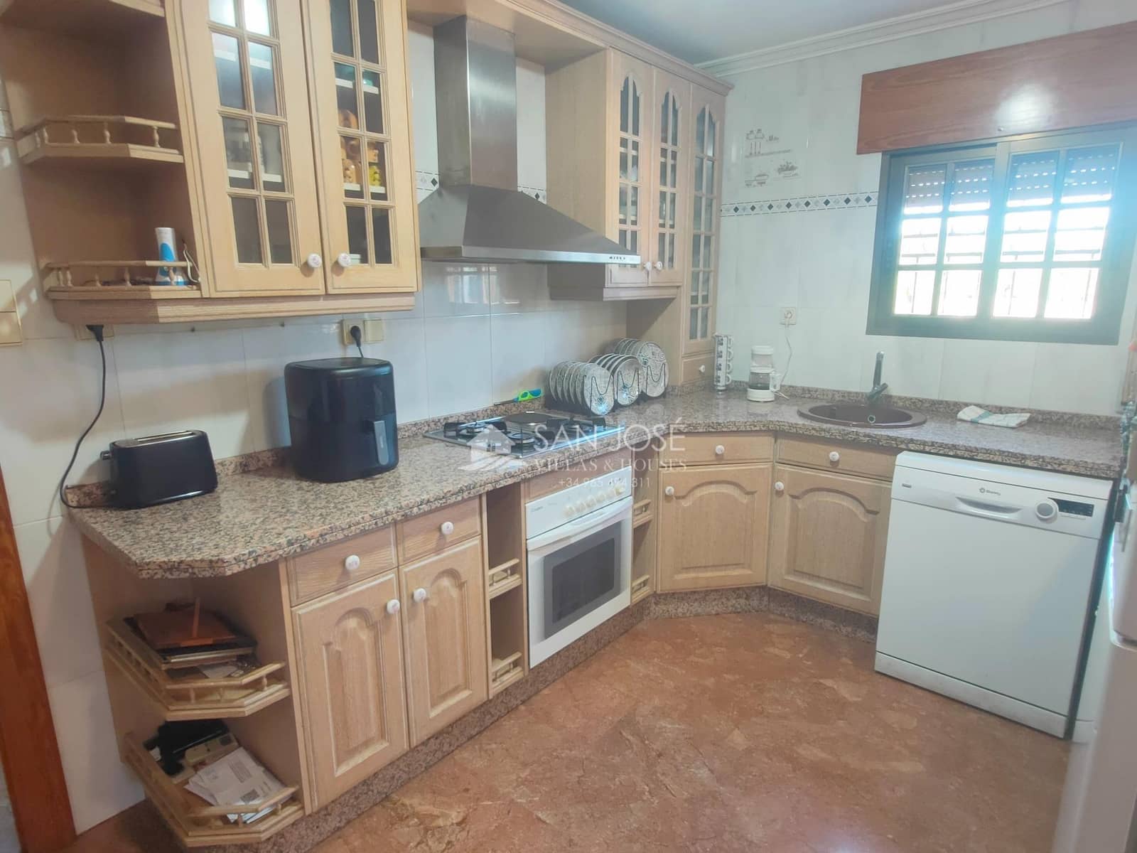 6 slaapkamer Villa te koop in Hondon de las Nieves met zwembad - € 395.000 (Ref: 9645256)
