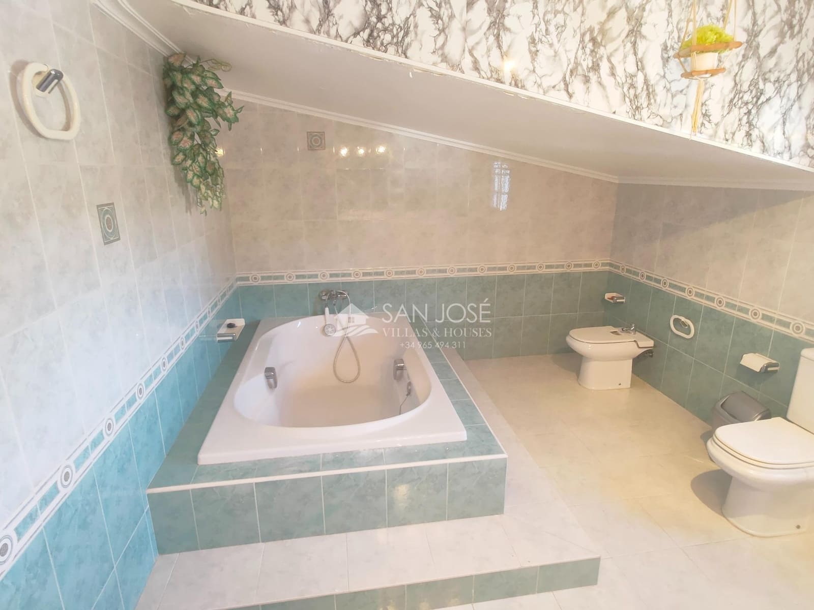 6 slaapkamer Villa te koop in Hondon de las Nieves met zwembad - € 395.000 (Ref: 9645256)