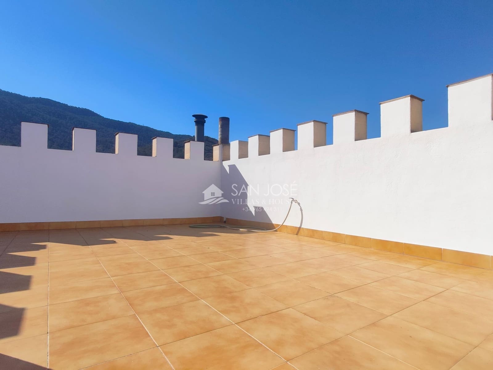 6 slaapkamer Villa te koop in Hondon de las Nieves met zwembad - € 395.000 (Ref: 9645256)