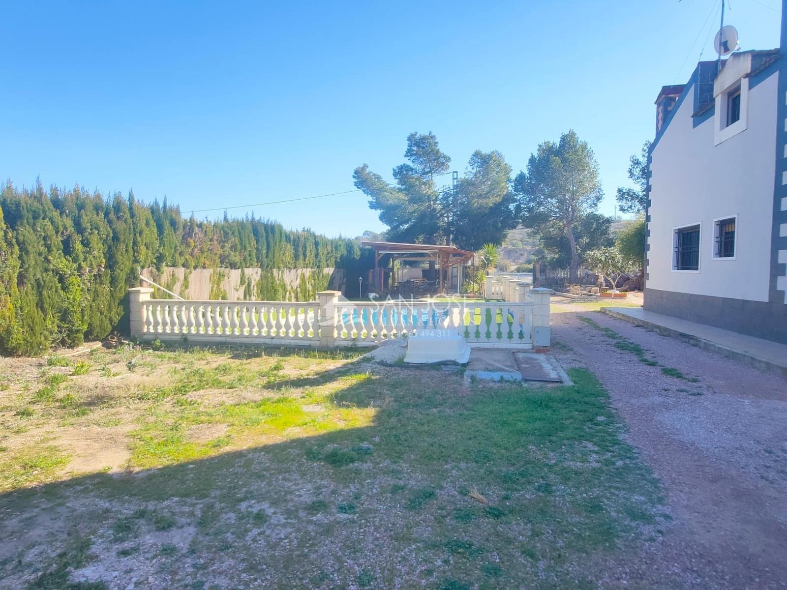 6 slaapkamer Villa te koop in Hondon de las Nieves met zwembad - € 395.000 (Ref: 9645256)