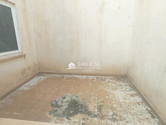 Kaupallinen myytävänä paikassa Aspe - 195 000 € (Ref: 9645257)