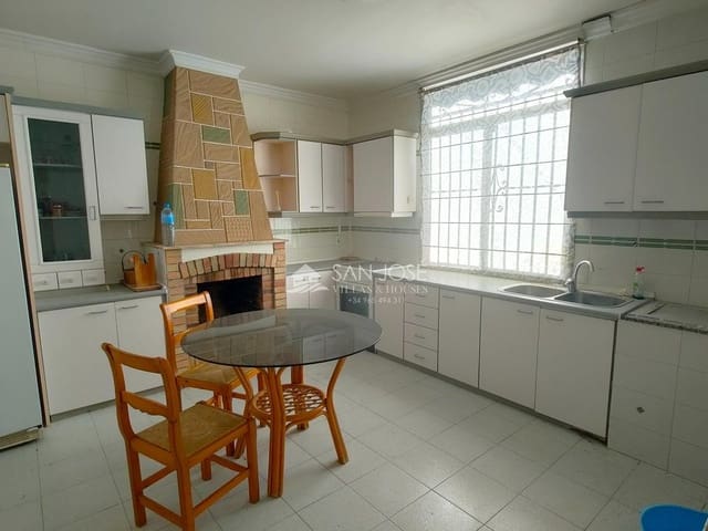 Chalet de 3 habitaciones en Aspe en venta con piscina - 310.890 € (Ref: 9645258)