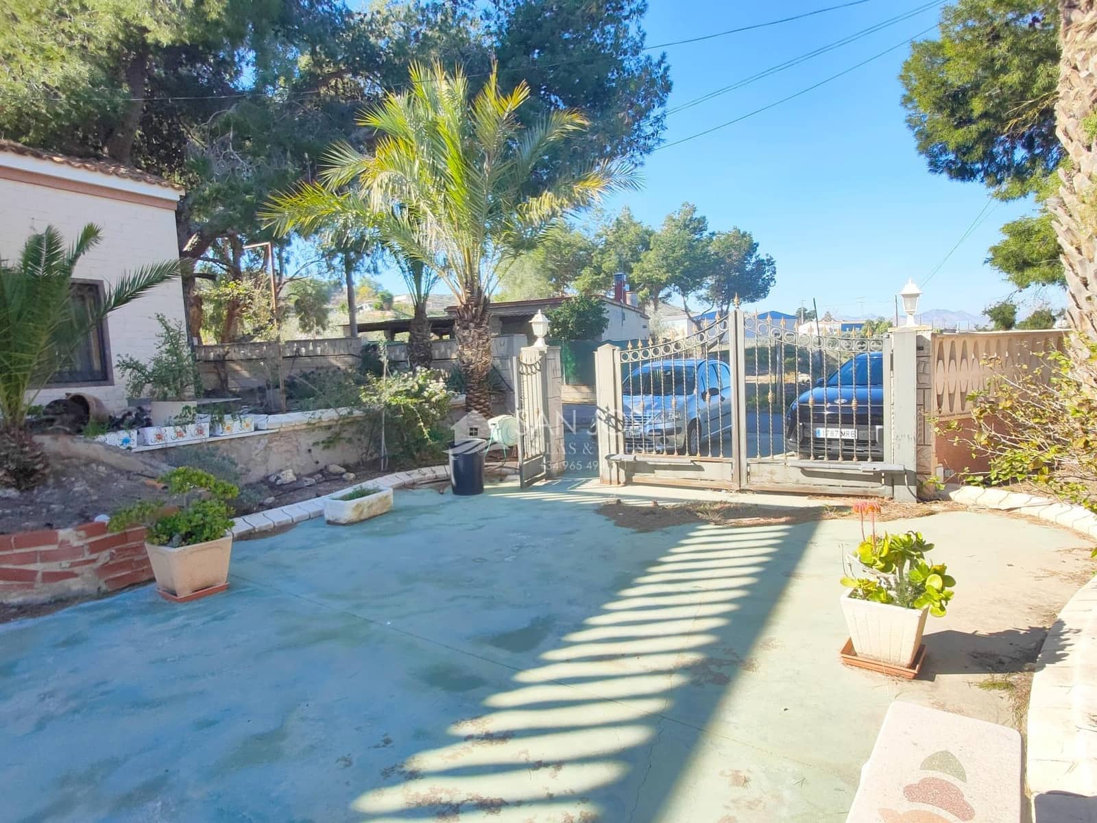 Chalet de 3 habitaciones en Aspe en venta con piscina - 310.890 € (Ref: 9645258)