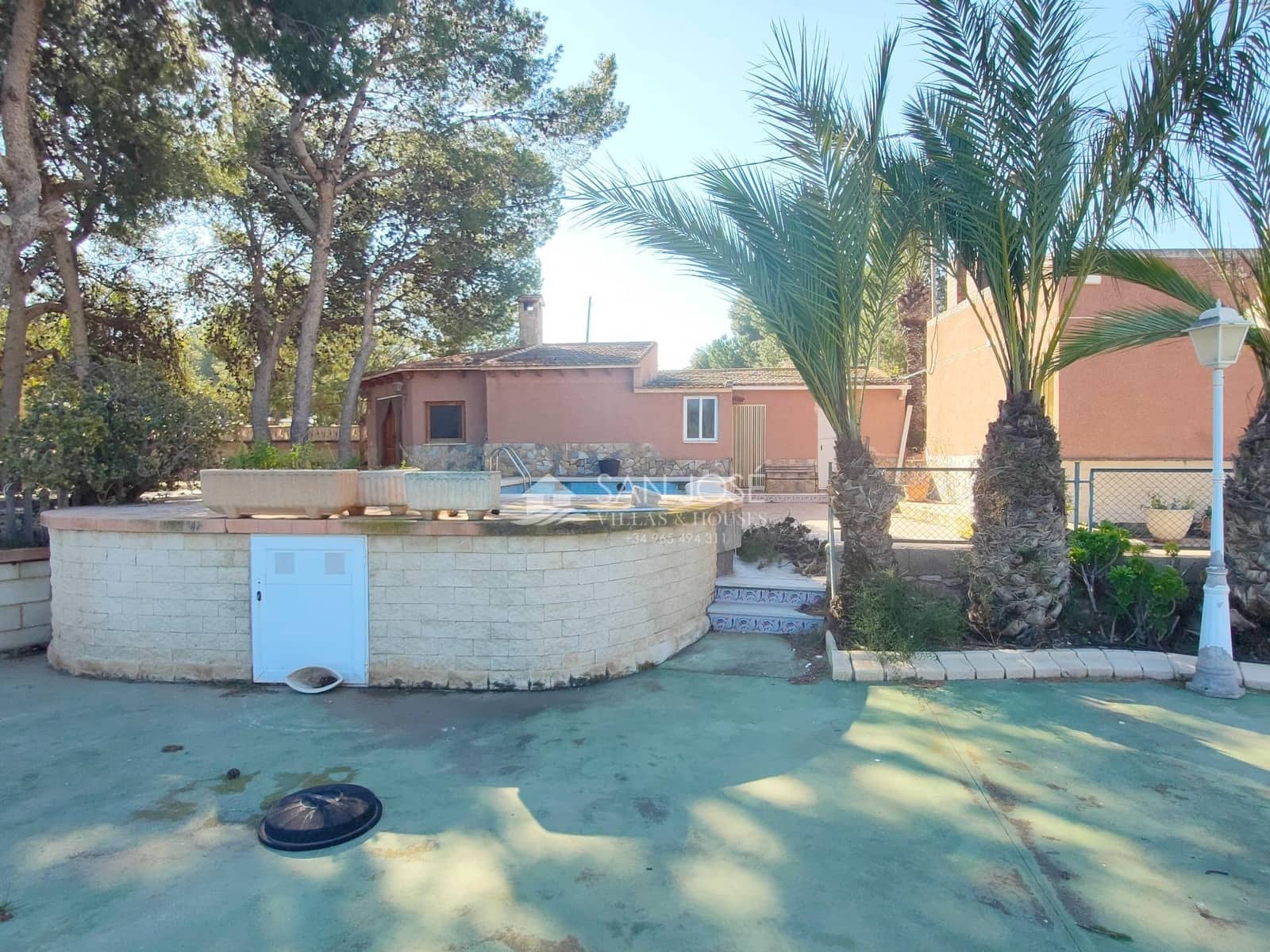 Chalet de 3 habitaciones en Aspe en venta con piscina - 310.890 € (Ref: 9645258)