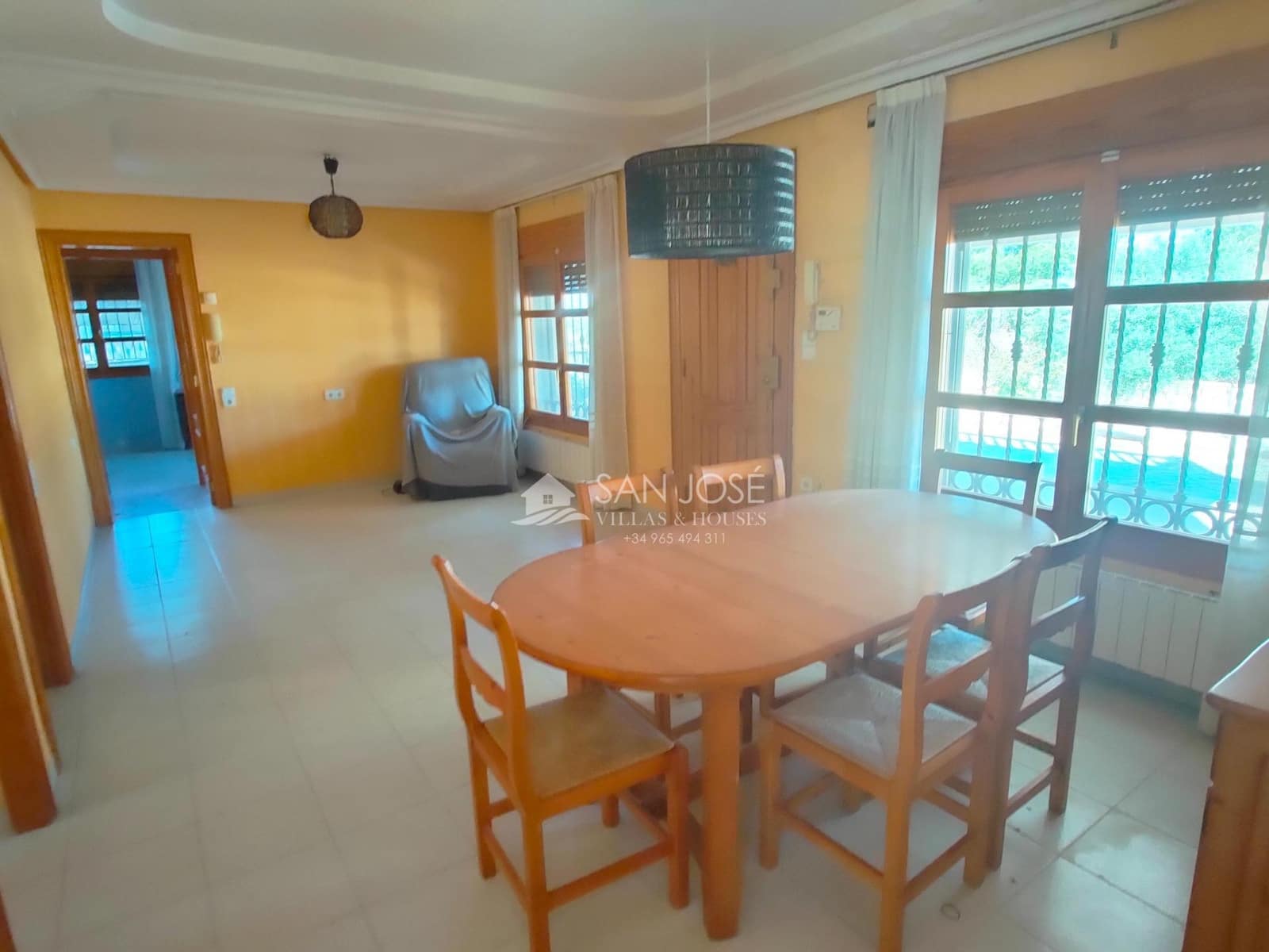 Chalet de 3 habitaciones en Aspe en venta con piscina - 310.890 € (Ref: 9645258)