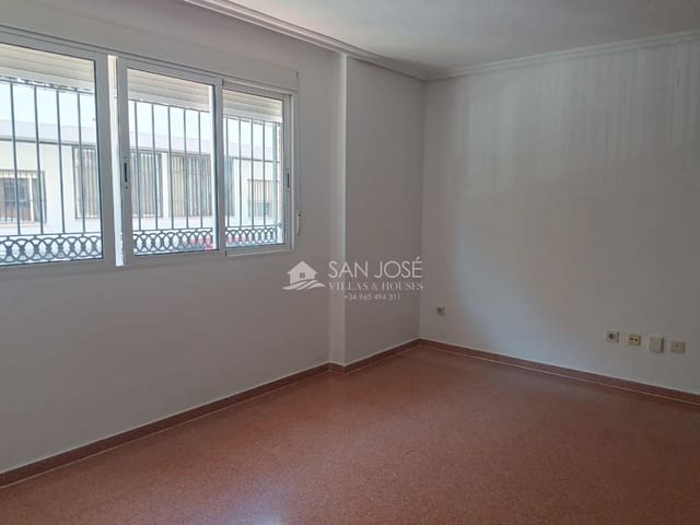 2 makuuhuone Asunto myytävänä paikassa San Vicente / Sant Vicent del Raspeig mukana 
autotalli - 227 260 € (Ref: 9652212)