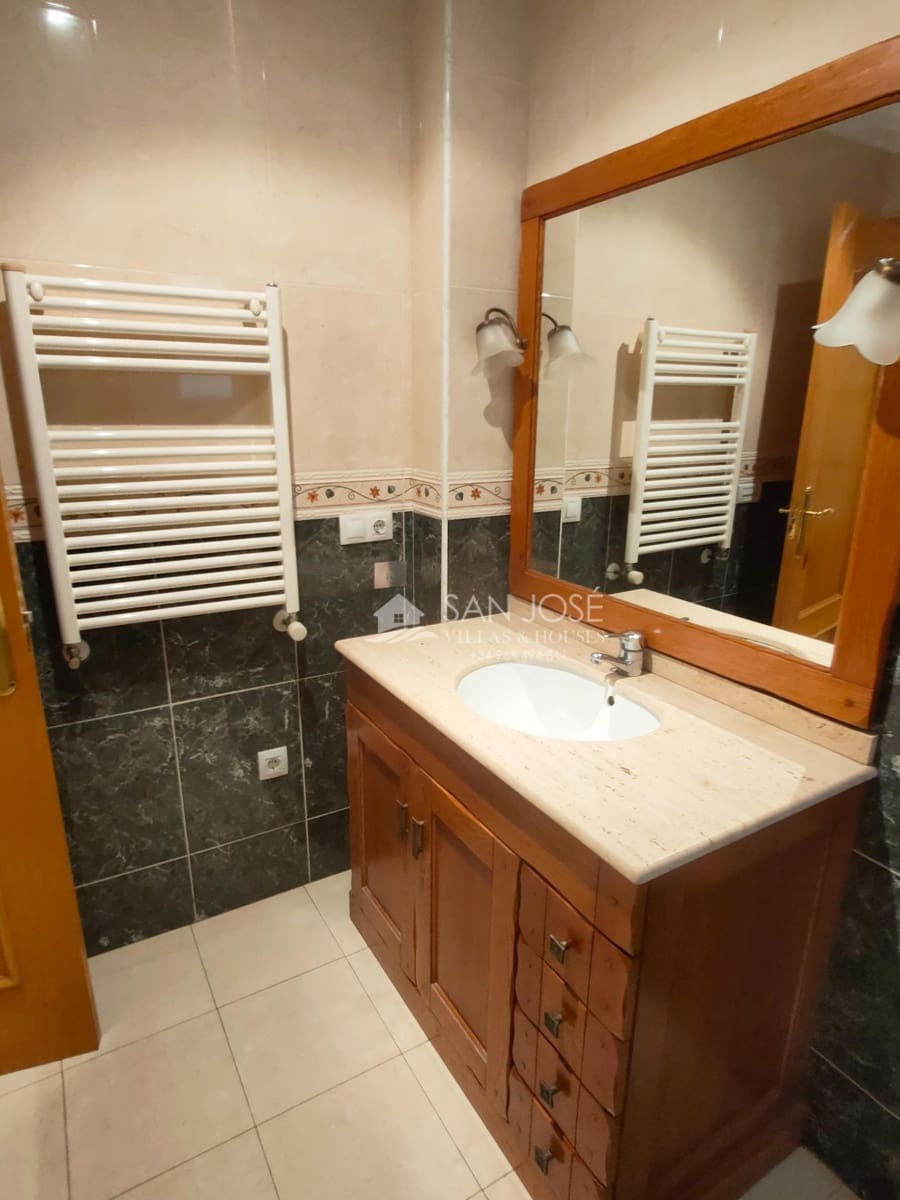 3 makuuhuone Asunto myytävänä paikassa Aspe mukana 
autotalli - 165 000 € (Ref: 9659616)