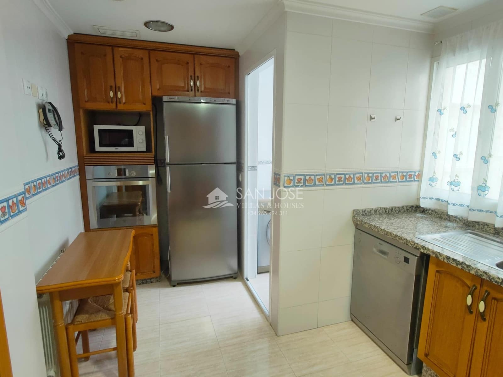 3 makuuhuone Asunto myytävänä paikassa Aspe mukana 
autotalli - 165 000 € (Ref: 9659616)