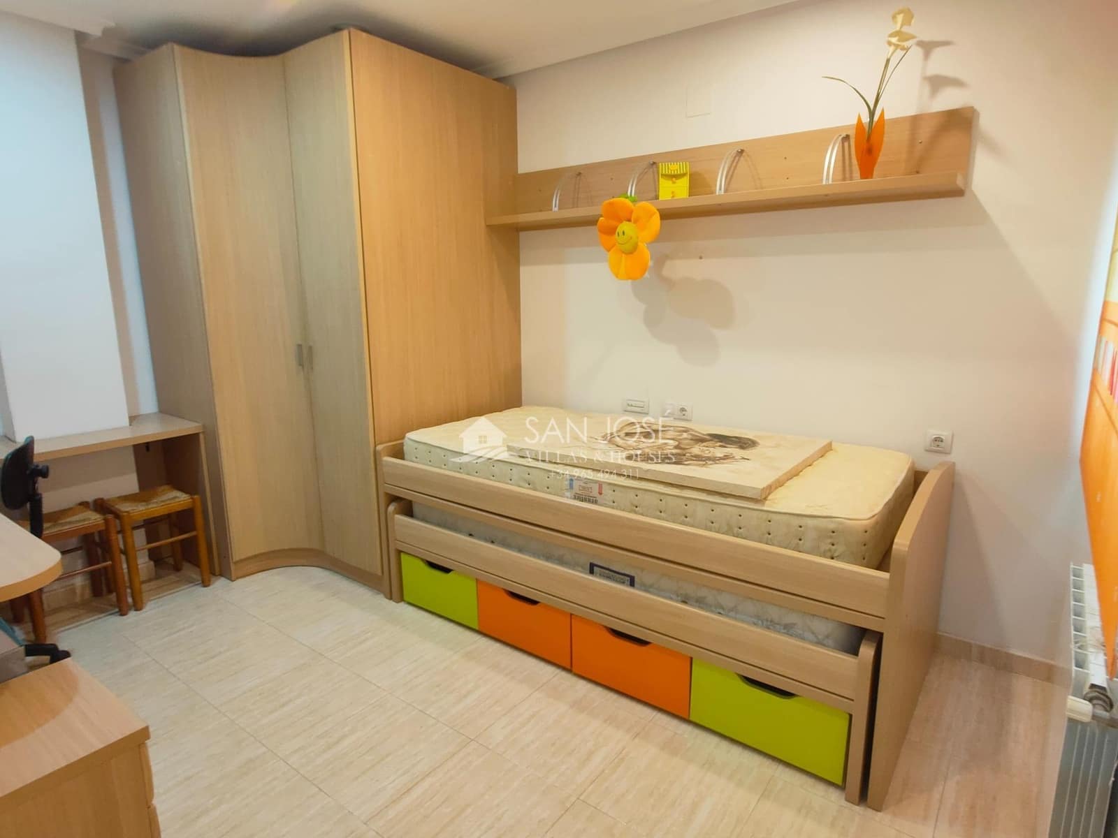 3 makuuhuone Asunto myytävänä paikassa Aspe mukana 
autotalli - 165 000 € (Ref: 9659616)