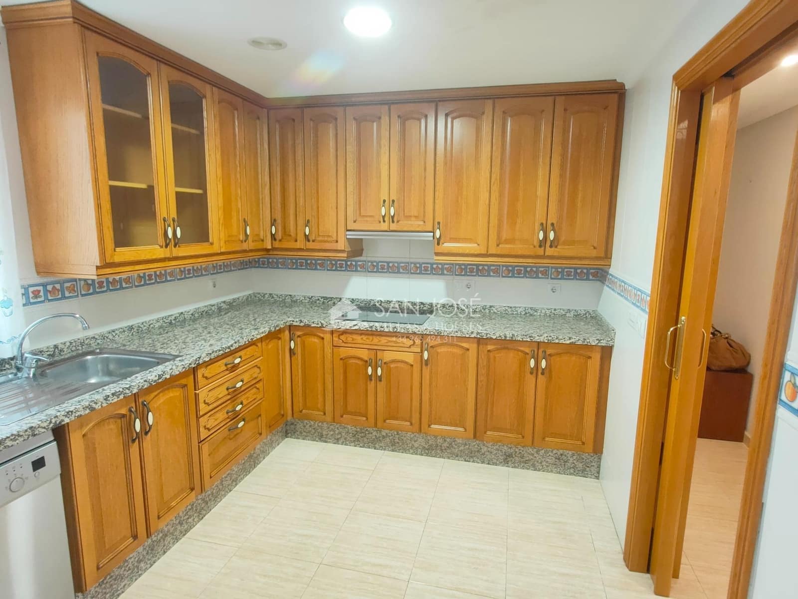 3 makuuhuone Asunto myytävänä paikassa Aspe mukana 
autotalli - 165 000 € (Ref: 9659616)