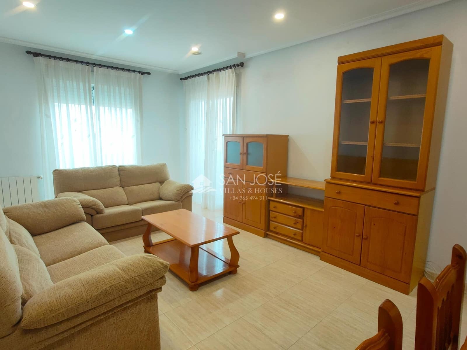 3 makuuhuone Asunto myytävänä paikassa Aspe mukana 
autotalli - 165 000 € (Ref: 9659616)