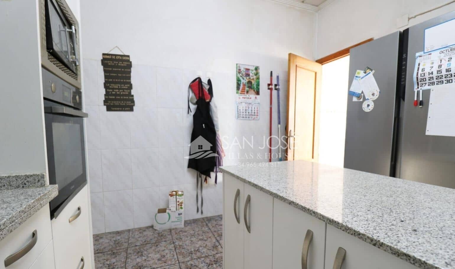 3 quarto Moradia para venda em Matola com garagem - 275 000 € (Ref: 9683552)