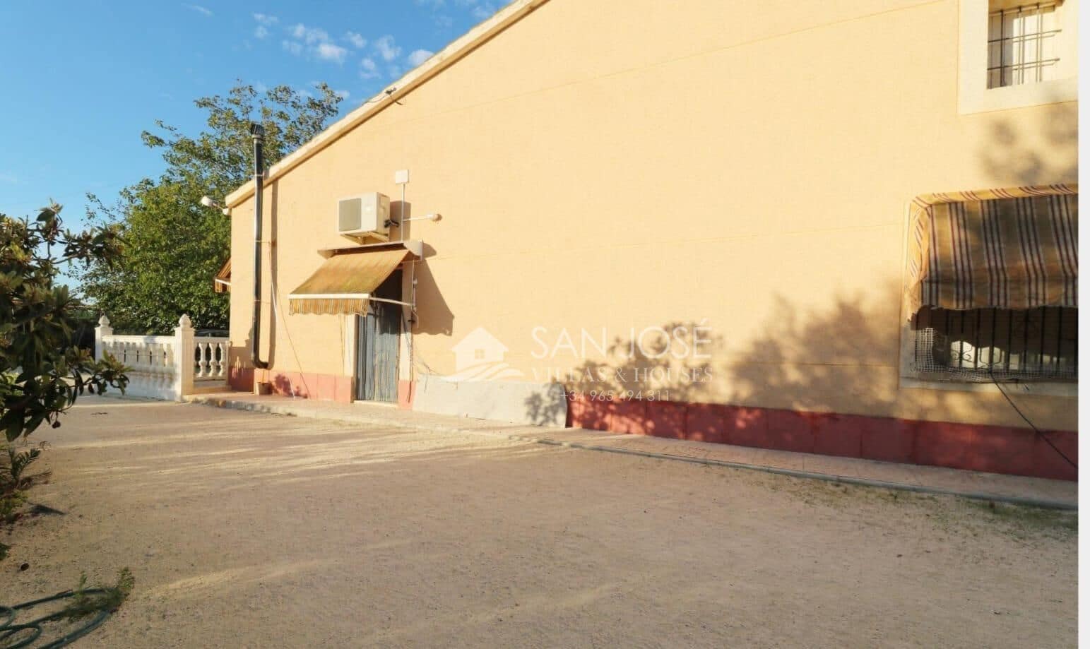 3 quarto Moradia para venda em Matola com garagem - 275 000 € (Ref: 9683552)