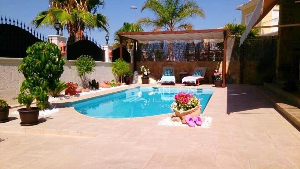 3 bedroom Villa for sale in Aspe with pool garage - € 380,000 (Ref: 9691139)