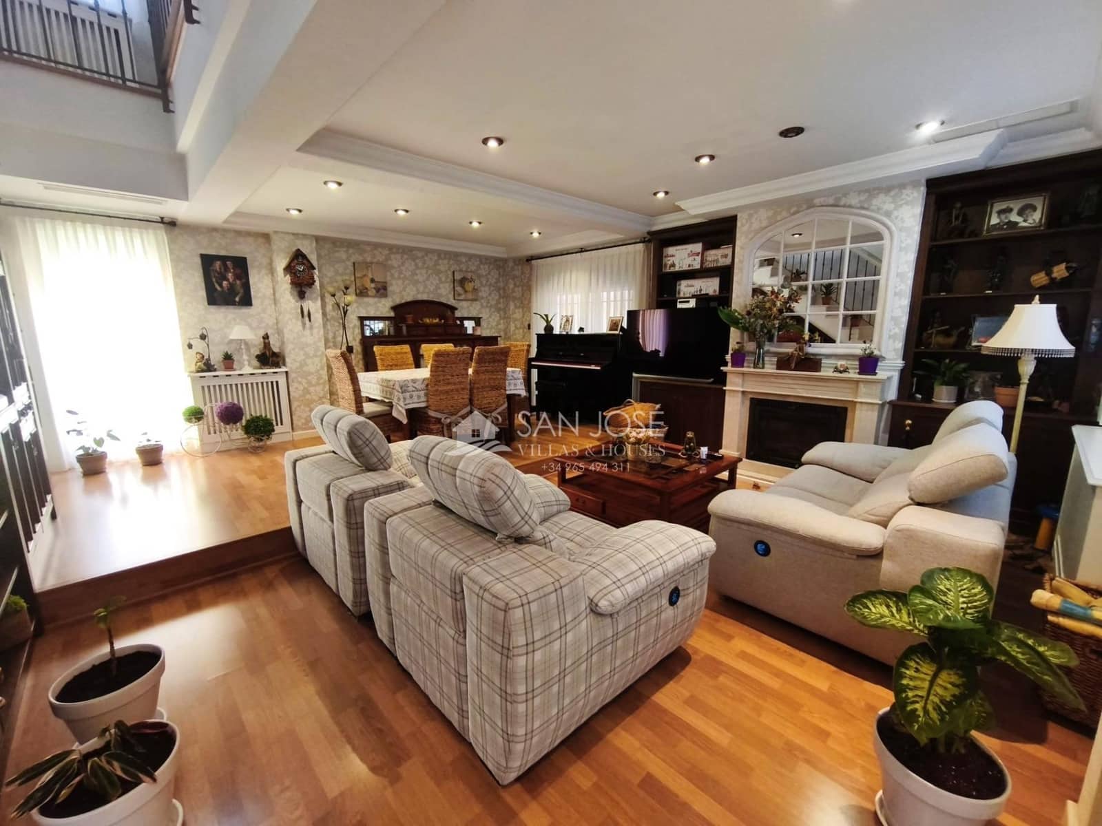 3 bedroom Villa for sale in Aspe with pool garage - € 380,000 (Ref: 9691139)