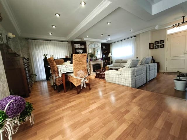 3 soverom Villa til salgs i Aspe med svømmebasseng garasje - € 380 000 (Ref: 9691139)