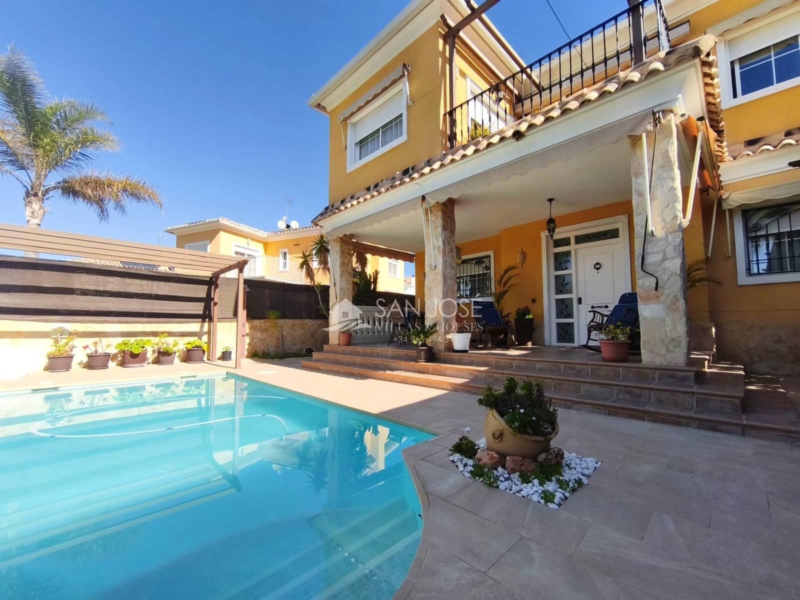 3 bedroom Villa for sale in Aspe with pool garage - € 380,000 (Ref: 9691139)