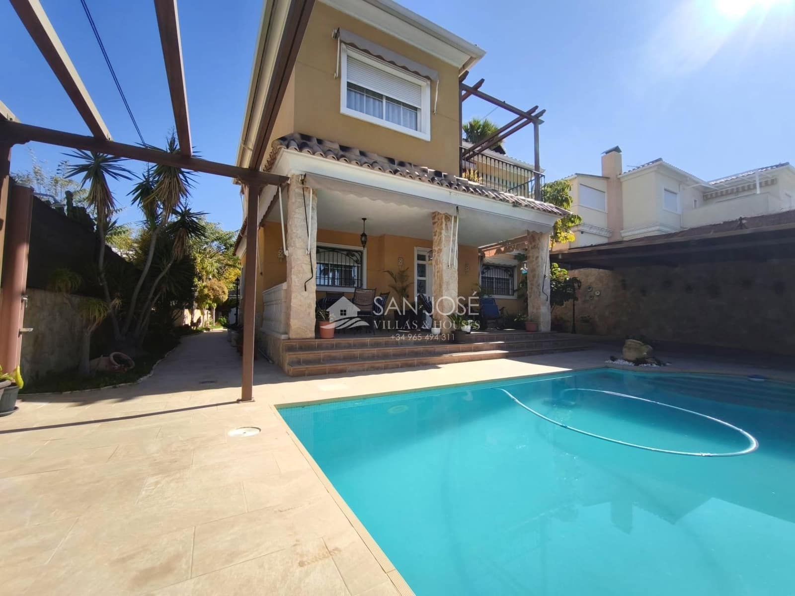 3 bedroom Villa for sale in Aspe with pool garage - € 380,000 (Ref: 9691139)