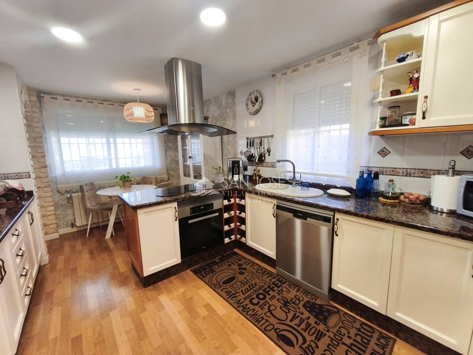 3 bedroom Villa for sale in Aspe with pool garage - € 380,000 (Ref: 9691139)