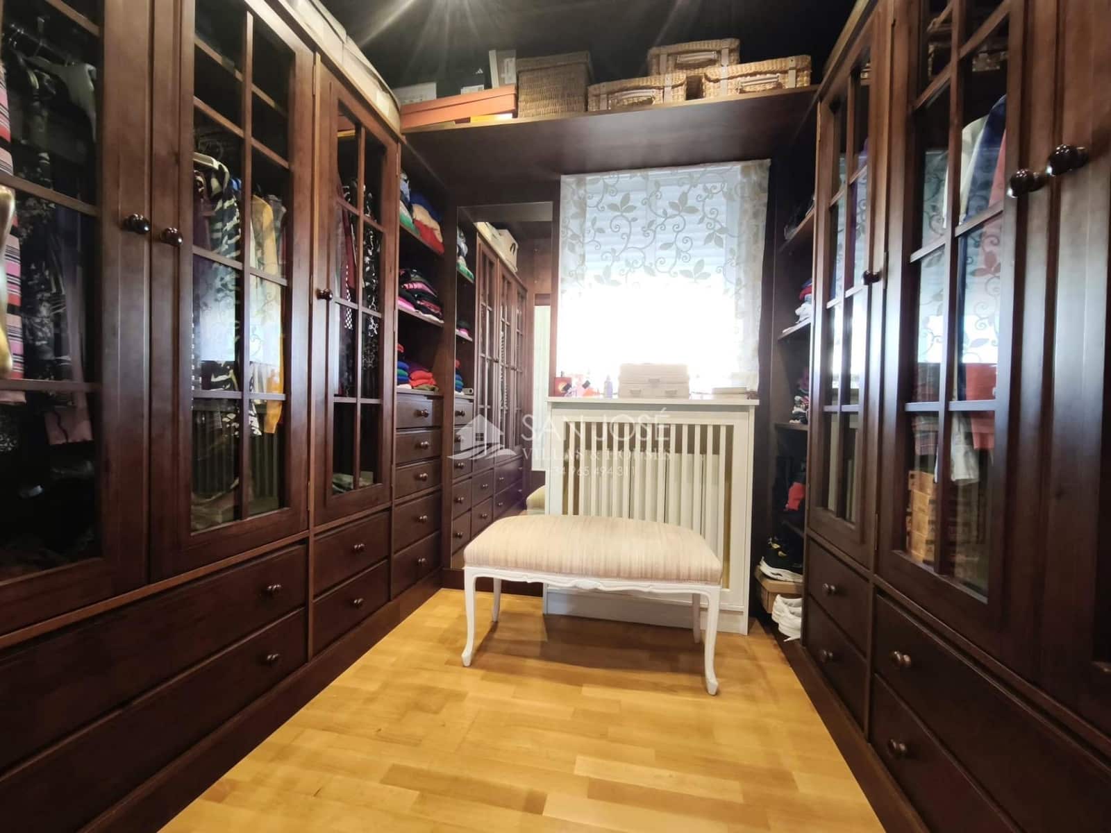 3 bedroom Villa for sale in Aspe with pool garage - € 380,000 (Ref: 9691139)