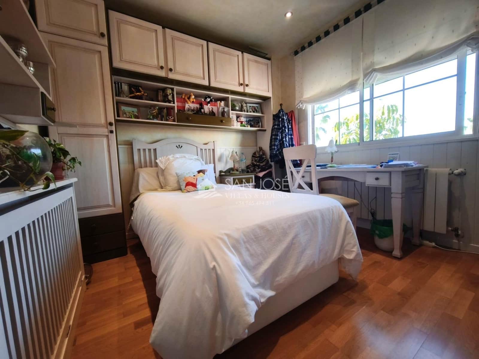 3 bedroom Villa for sale in Aspe with pool garage - € 380,000 (Ref: 9691139)