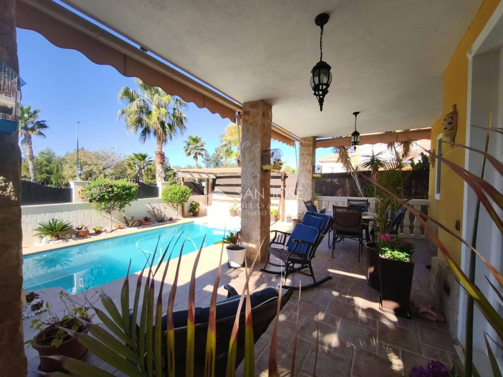 3 bedroom Villa for sale in Aspe with pool garage - € 380,000 (Ref: 9691139)