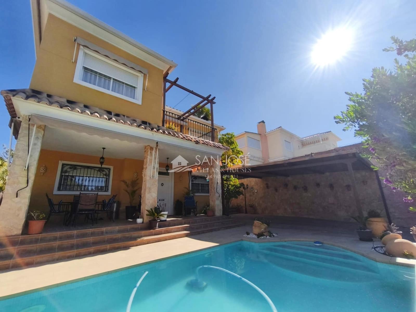 3 bedroom Villa for sale in Aspe with pool garage - € 380,000 (Ref: 9691139)