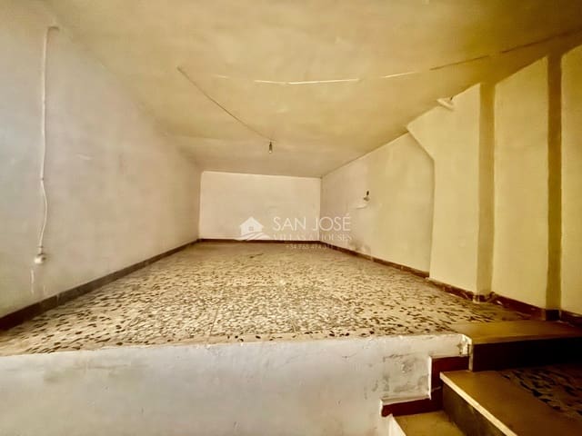 Commercial for sale in Novelda with garage - € 65,000 (Ref: 9698954)