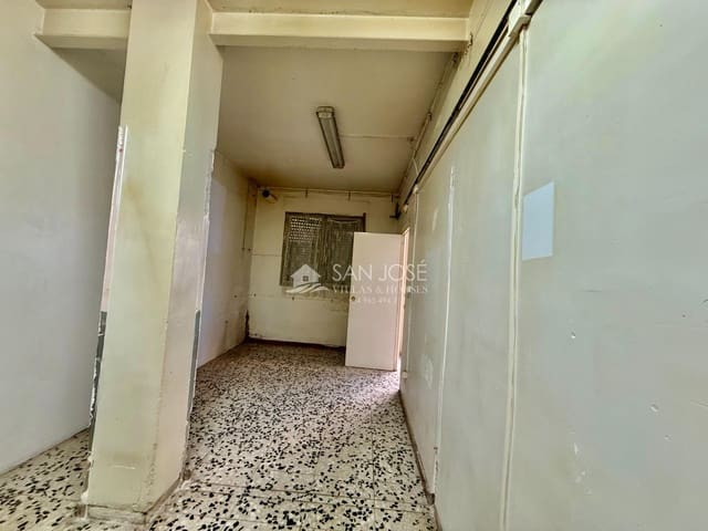 Commercial for sale in Novelda with garage - € 65,000 (Ref: 9698954)